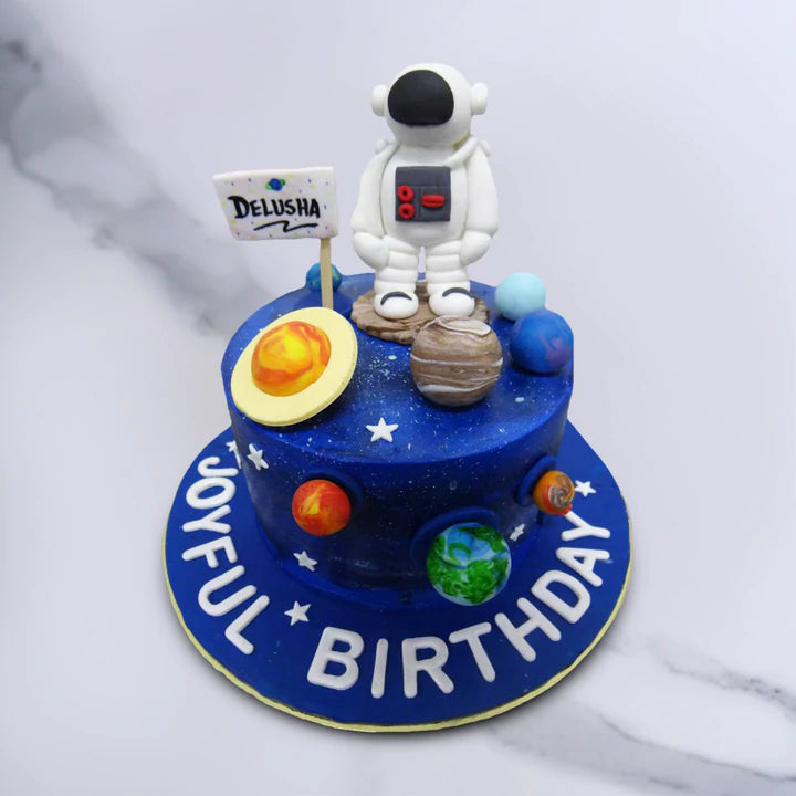 Entire Astronaut Themed Cake