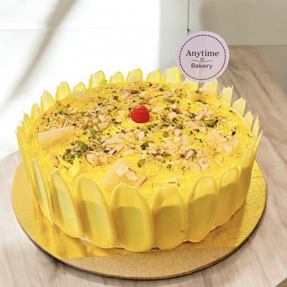 Pineapple Cakes