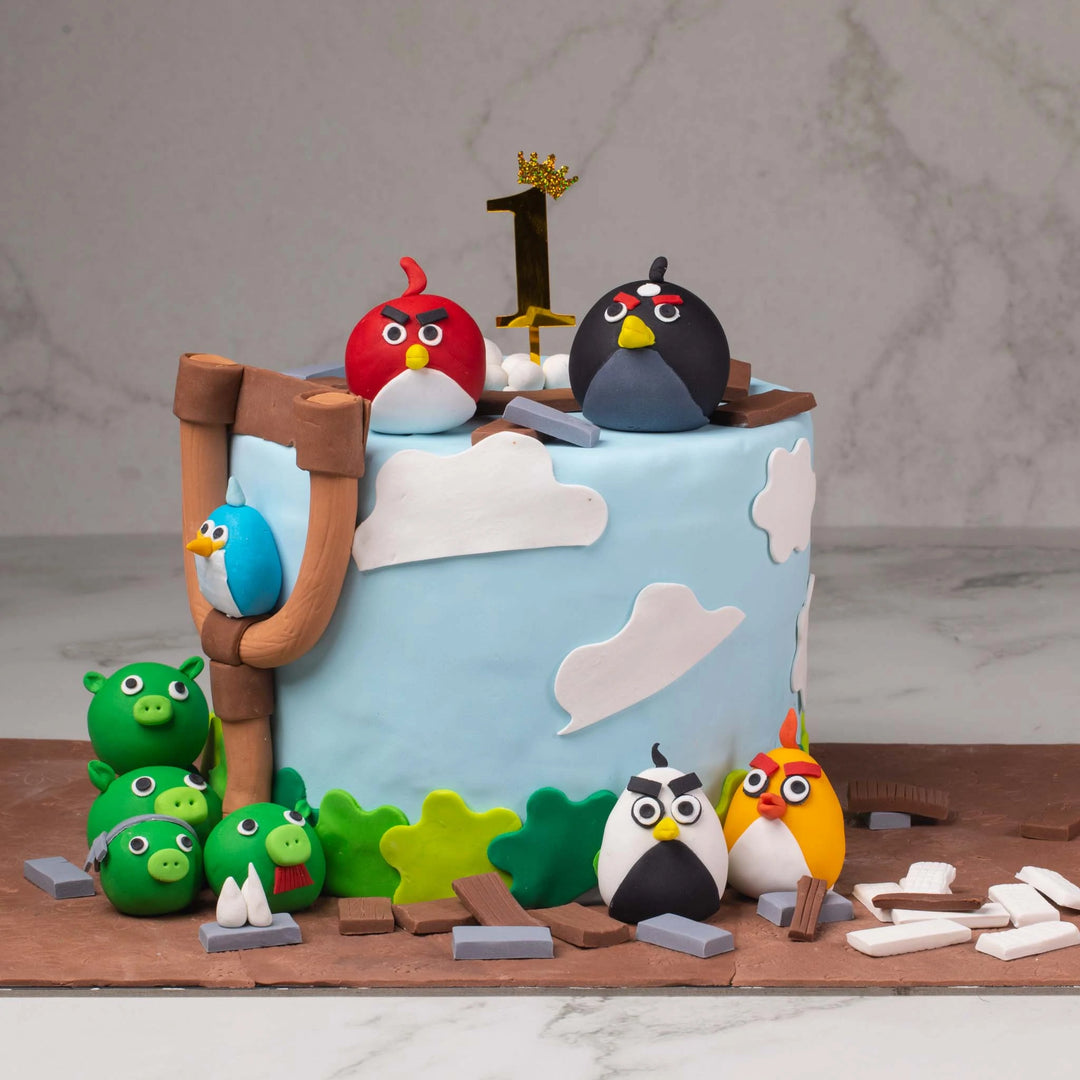 Cute Angry Birds Cake