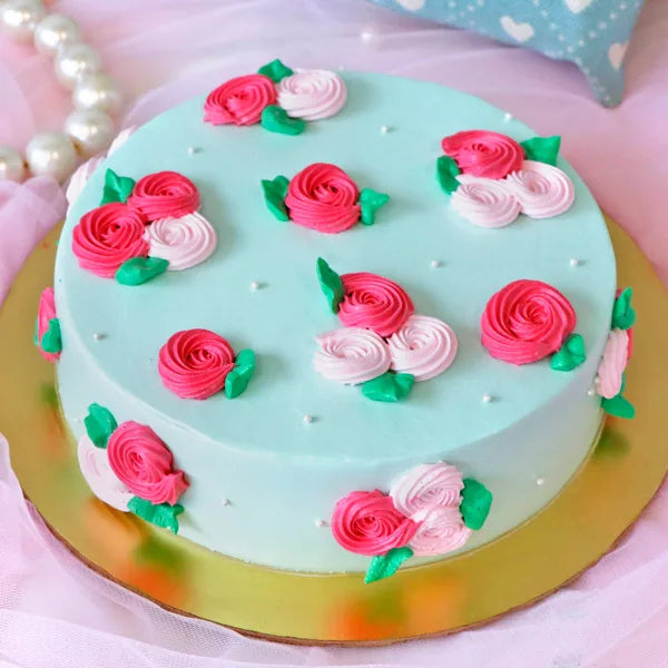 Roses & Pearls Cake